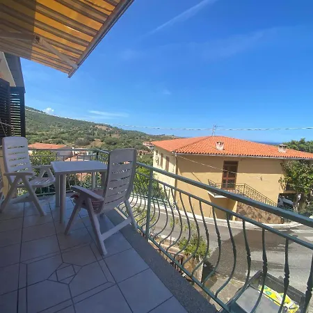 Le Residenze Di Monte Rena A1 - A2 בית נופש Solita